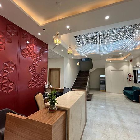 Hotel Satsang Grand Varanasi Exterior photo